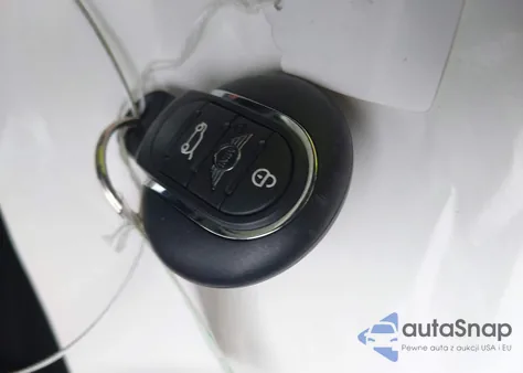 2018 Mini Hardtop Cooper/Oxford Edition from USA, damaged, VIN WMWXP5C56J2G63724